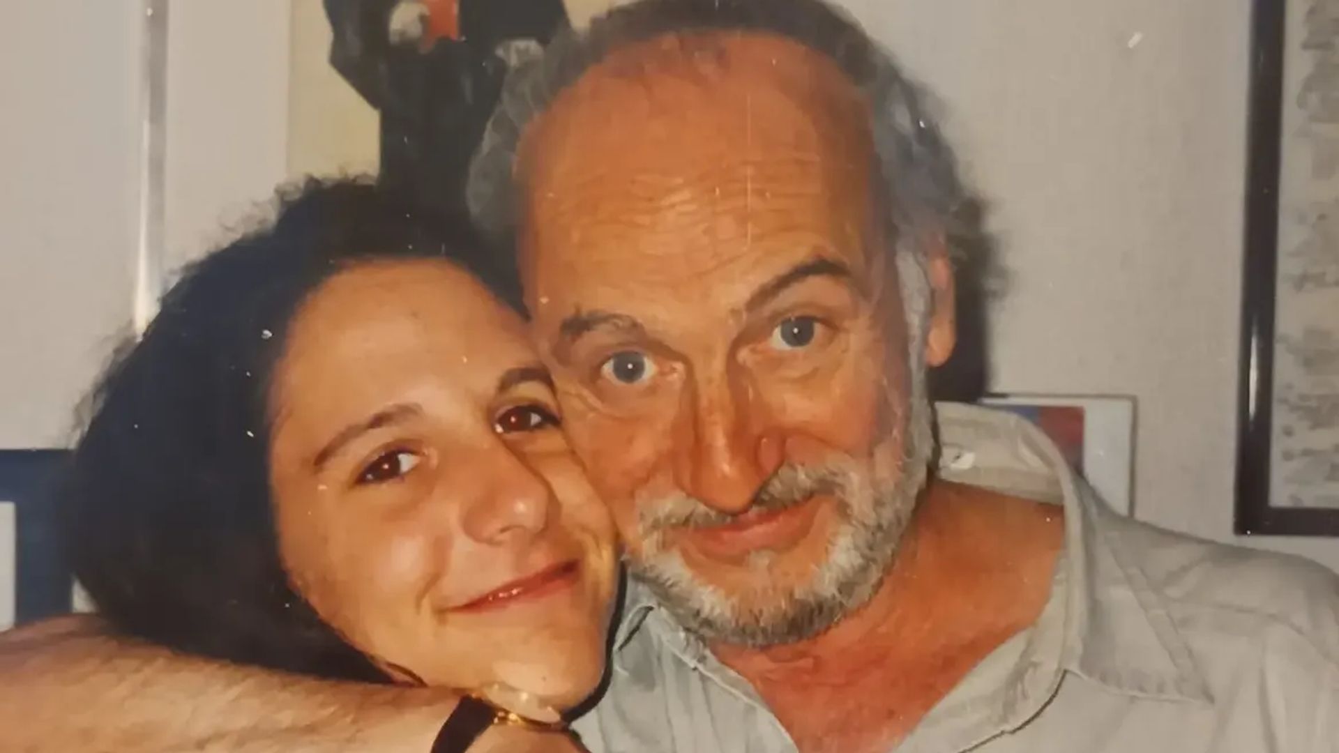 Malena Alterio recuerda a su padre, Héctor Alterio, en el que habría sido su 97.º cumpleaños: "Feliz cumpleaños, papi, te extrañamos cada día más".