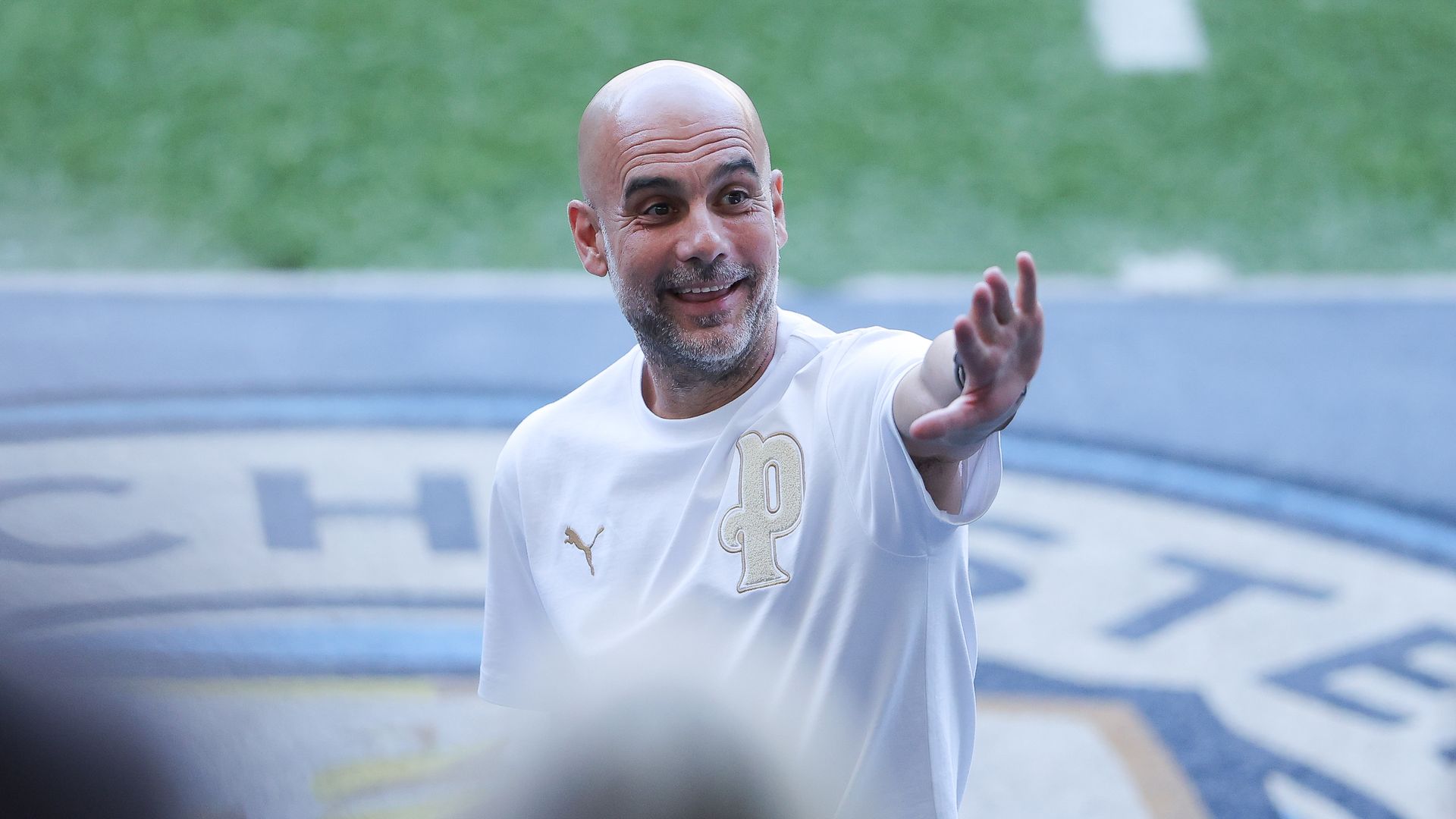 la-foto-de-pep-guardiola-con-su-ex-cristina-serra-que-est-dando