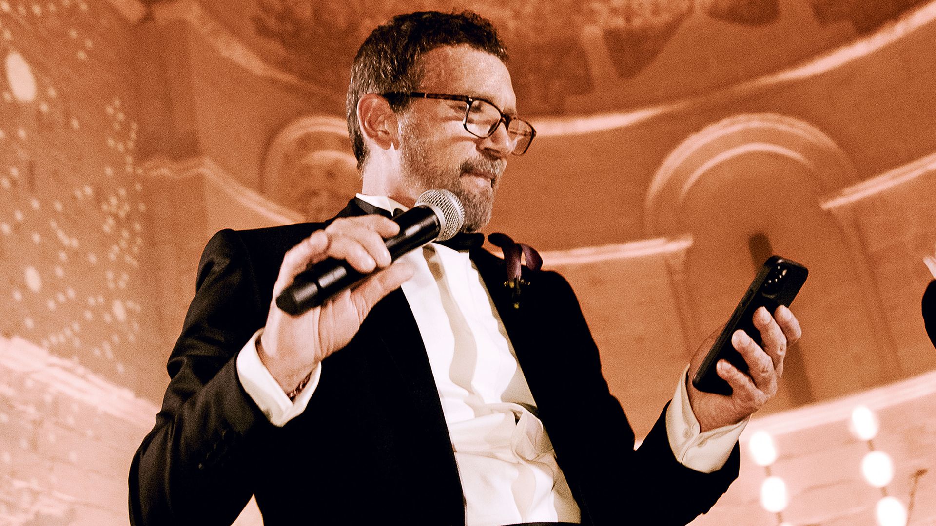 EXCLUSIVA. La inolvidable sorpresa de Antonio Banderas a su hija Stella en su boda: "Quería que la gente se quedara con el sabor de la alegría"