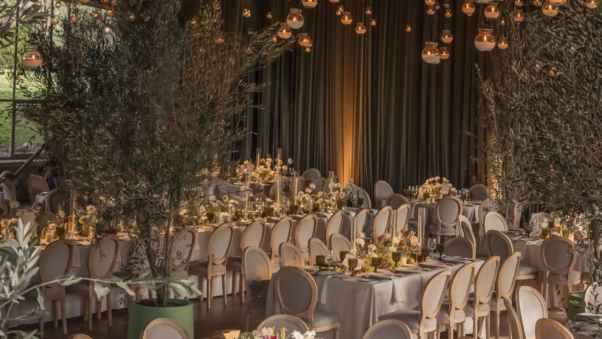 Tendencias que no veremos en bodas de otoño 2026 velas colgantes