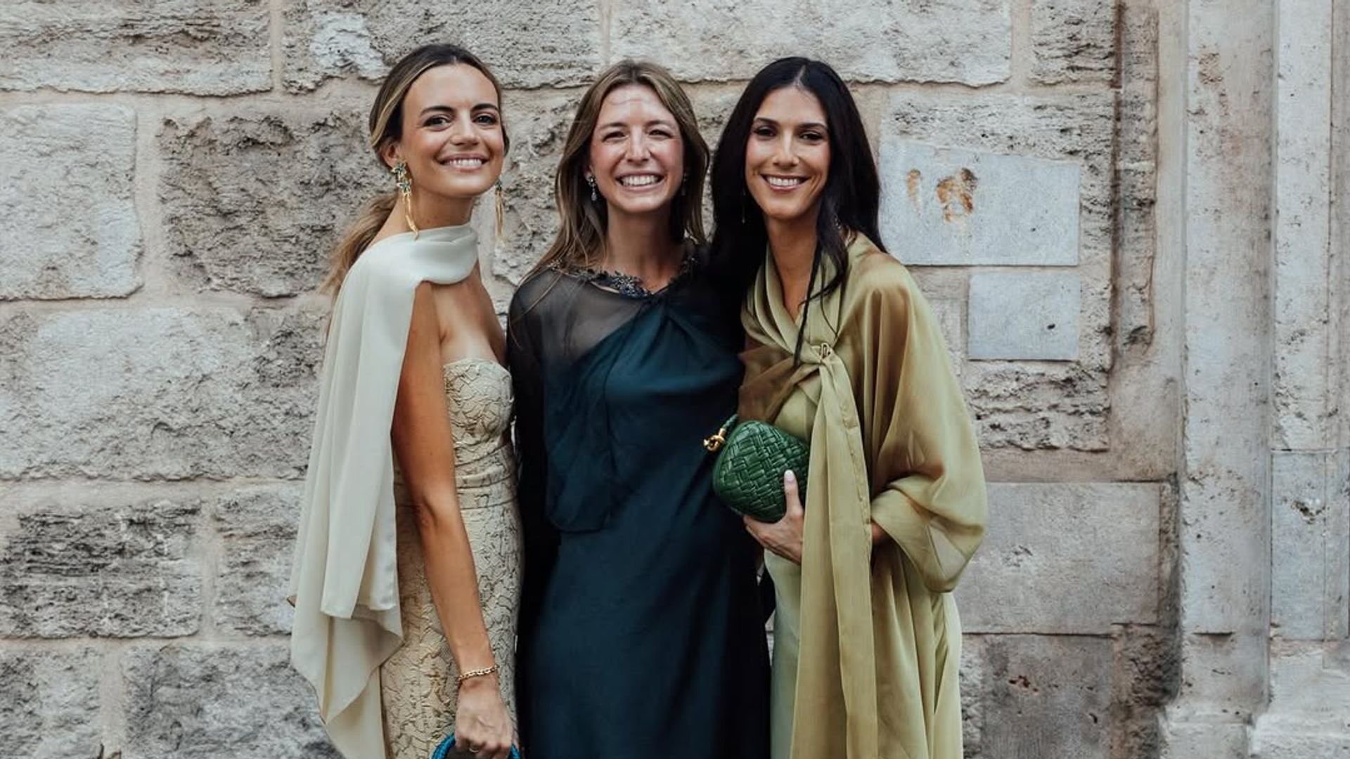 Esto dice el protocolo de una boda de tarde: "Que puedas ir 