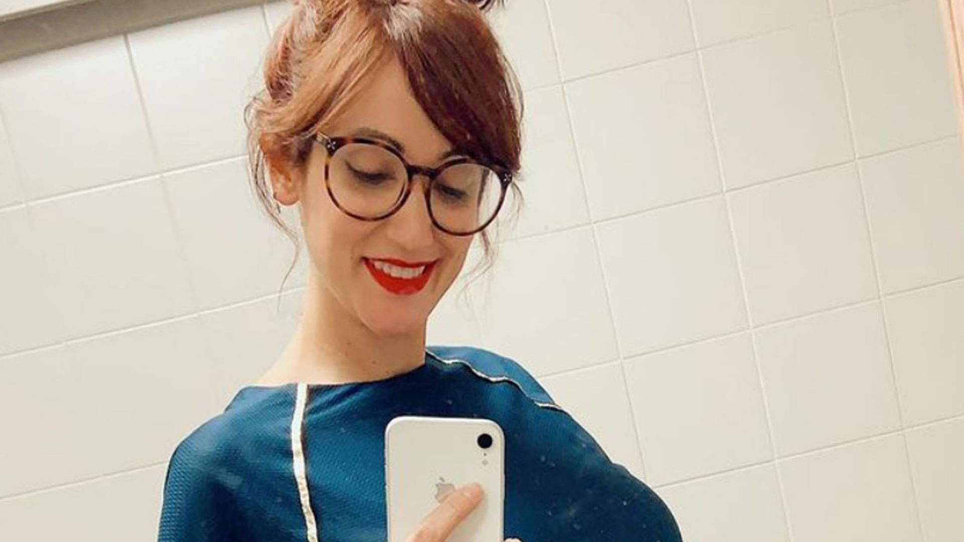 ¡Ya queda menos! Ana Morgade presume de curvas premamá