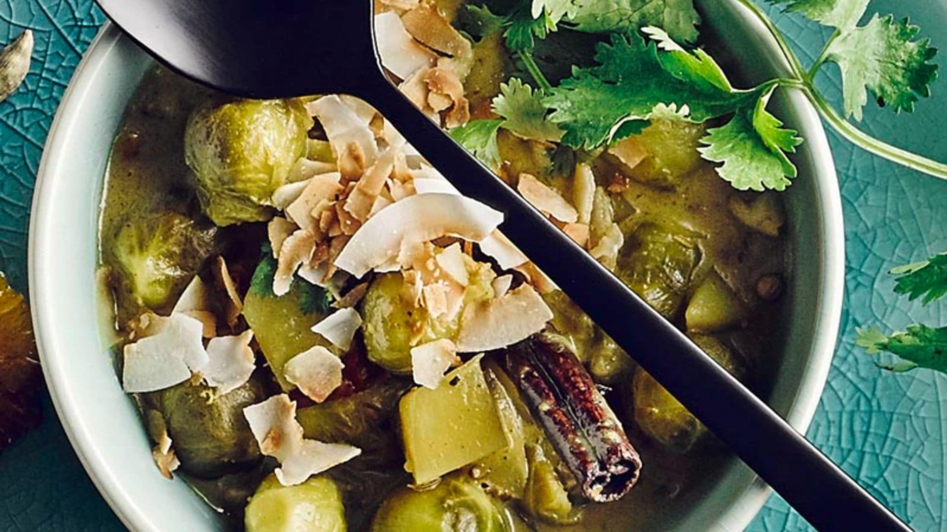 Coles de Bruselas al curry con quinoa naranja