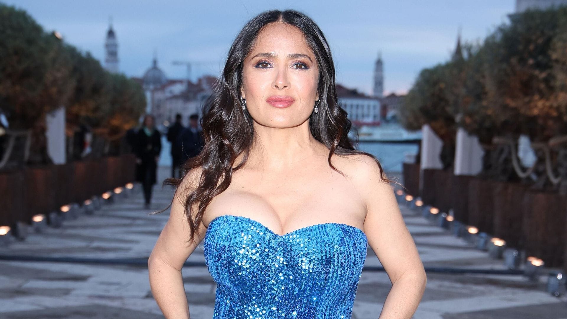 Salma Hayek, como la hincha más apasionada de la selección de Inglaterra en la Eurocopa 2024