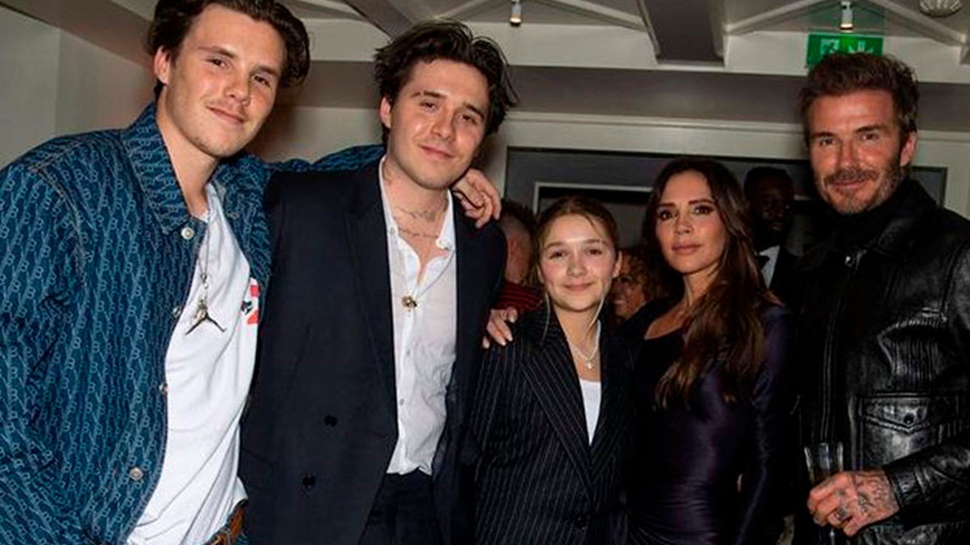 La familia Beckham comparte fotos de su álbum de recuerdos por un motivo muy especial