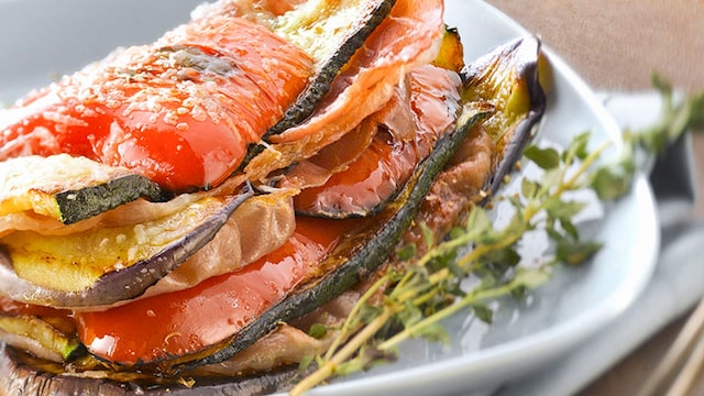 milhojas calabacin tomate queso