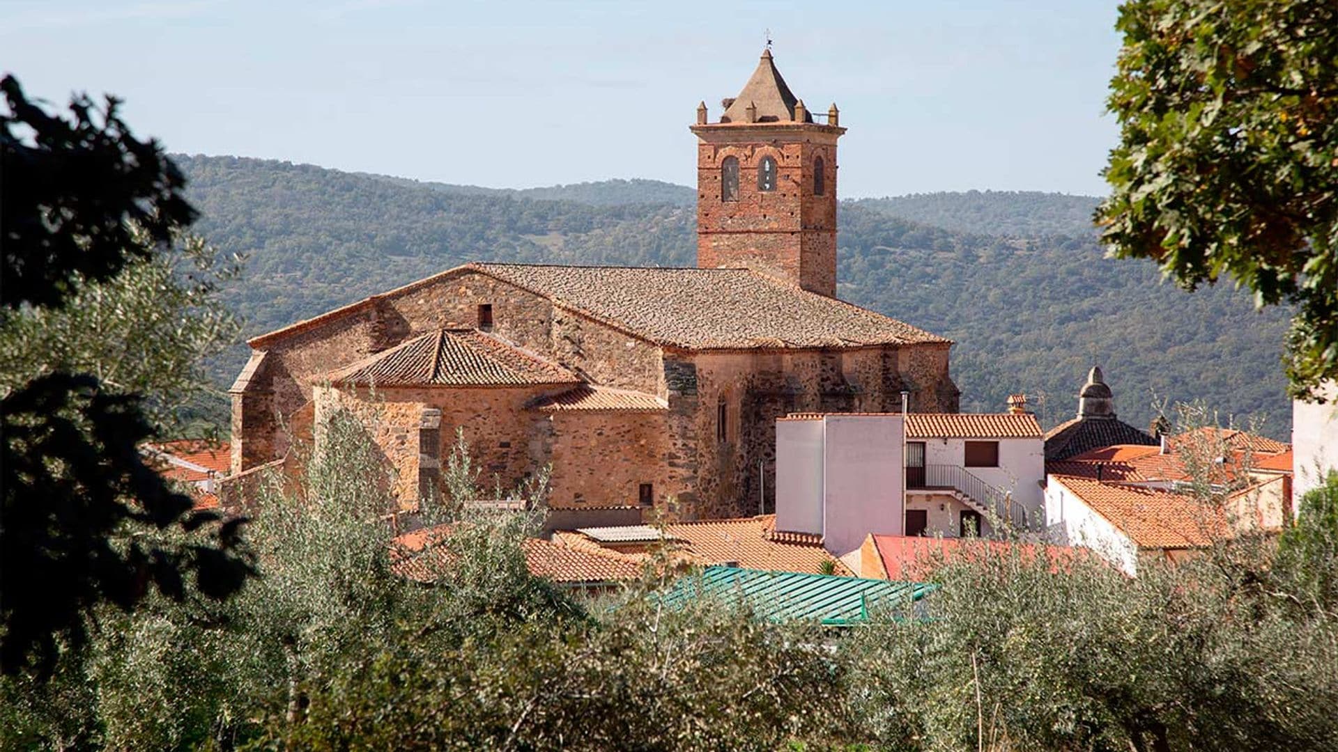 Las Villuercas, pueblos serranos y valles boscosos en la Extremadura más verde