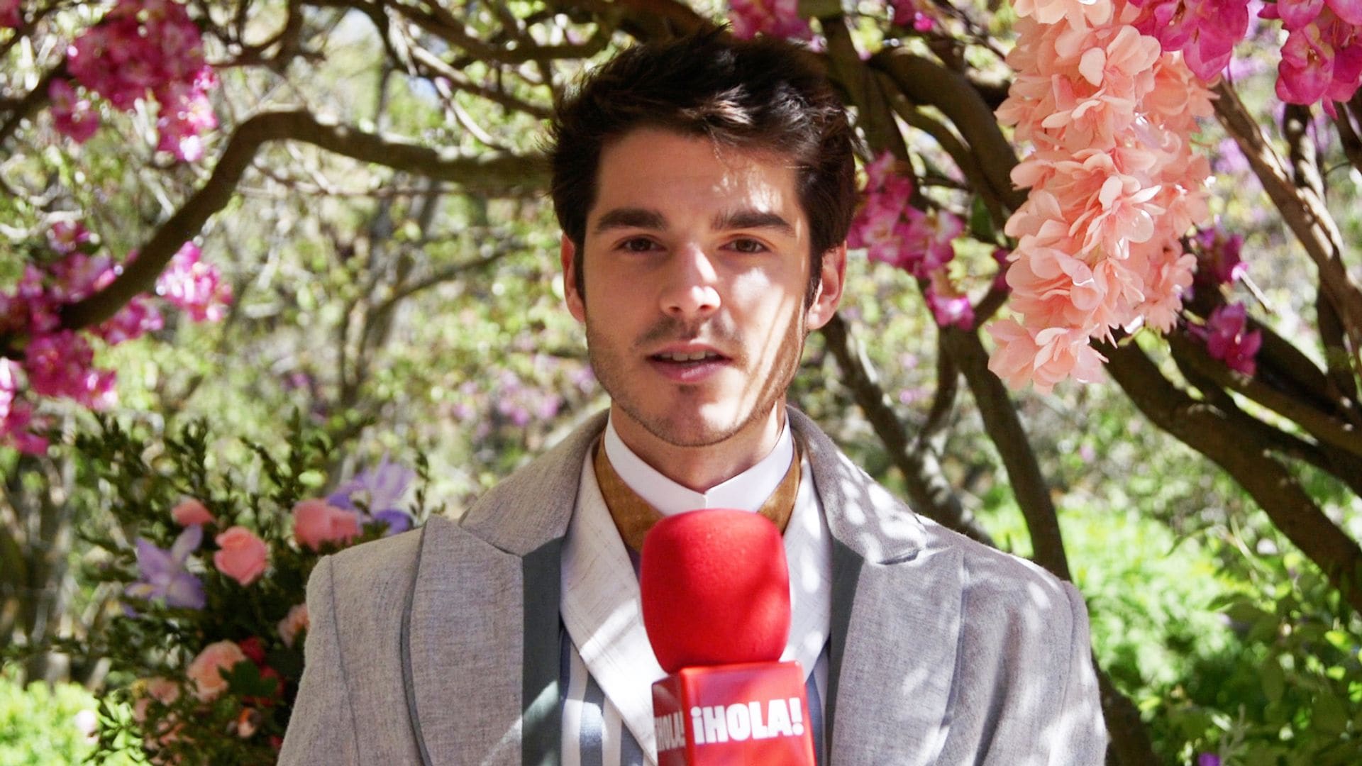 Álvaro Mel nos descubre los secretos del rodaje de 'Manual para señoritas', la nueva serie de Netflix