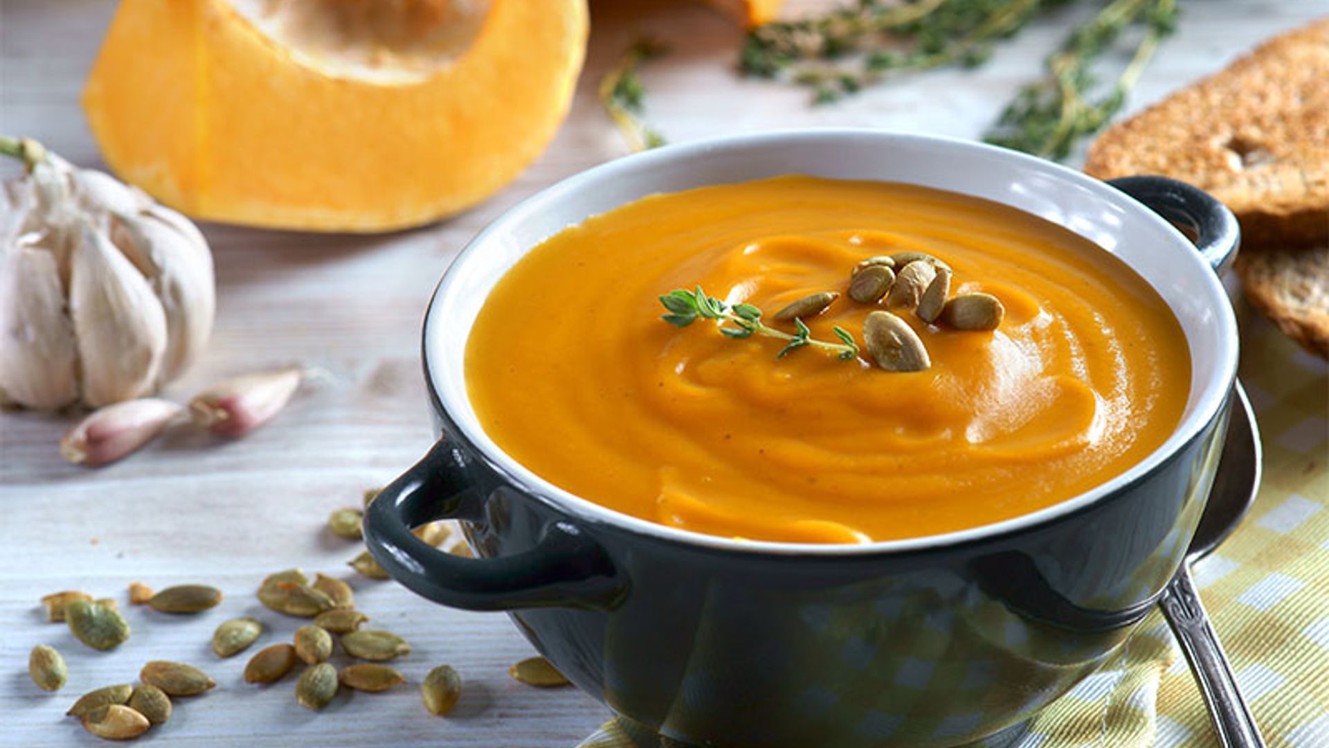 Salmorejo de calabaza y sus pipas