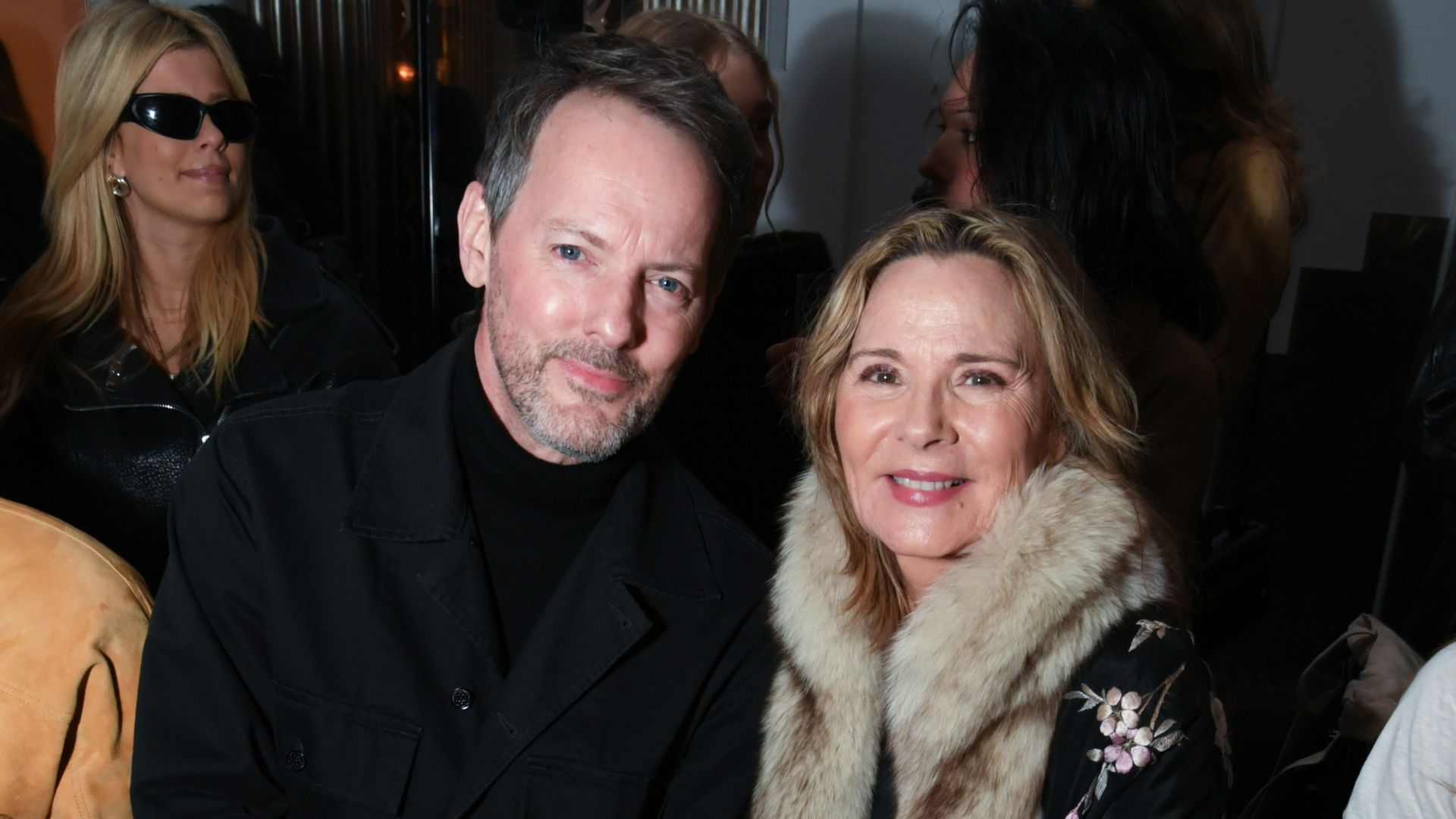 Kim Cattrall y Russell Thomas en la Semana de la Moda de Londres
