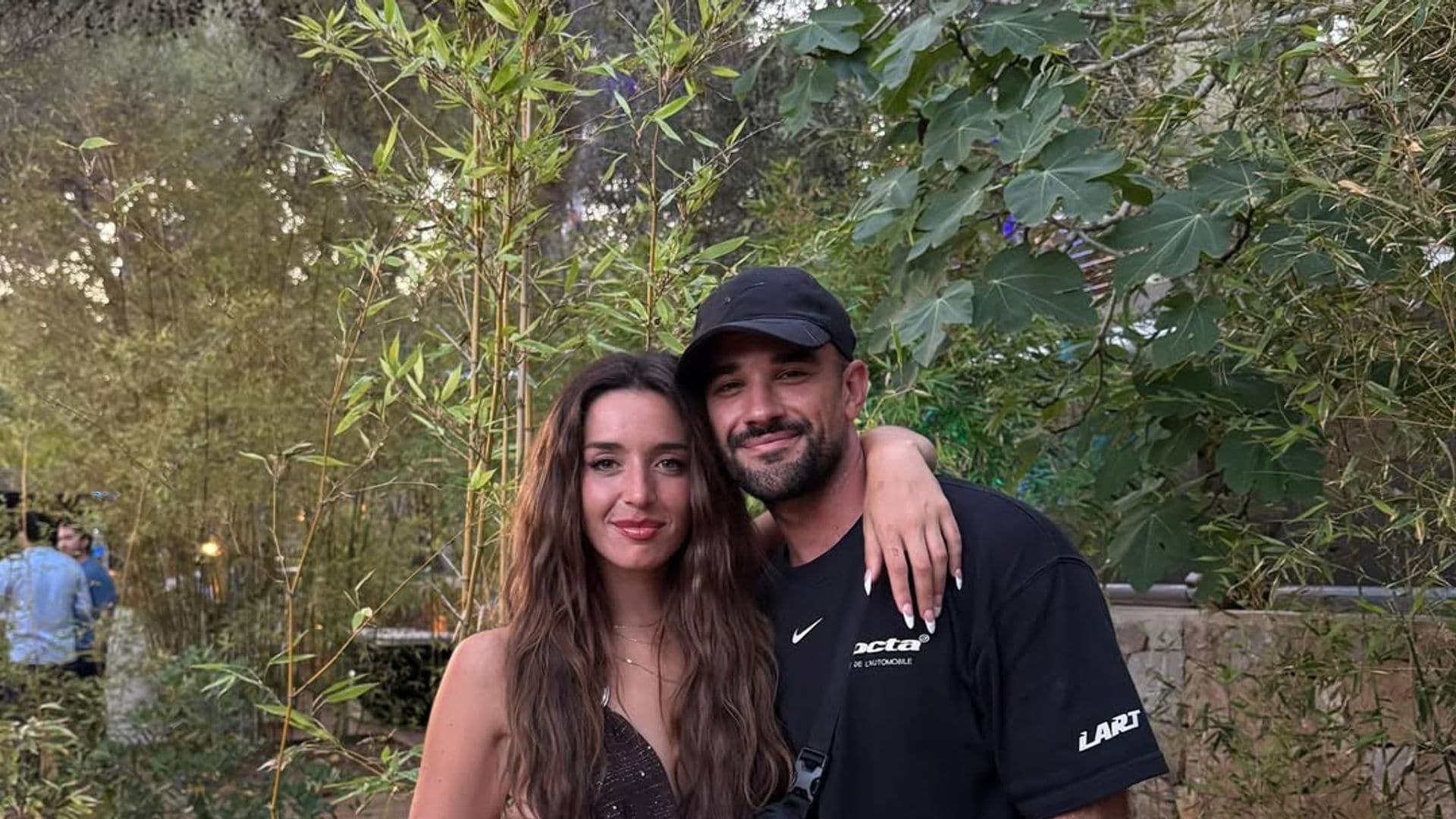 La cantante Lola Índigo y el streamer IlloJuan