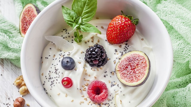 Homemade vegan greek yogurt