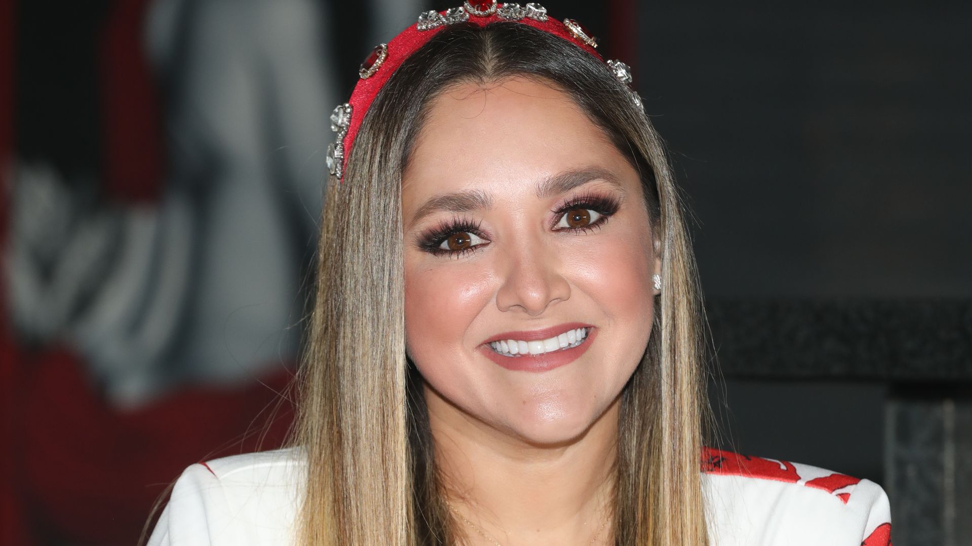 Sherlyn acinsejó a Cazzu recurrir a las leyes mexicanas en el tema de la manutención de su hija Inti.