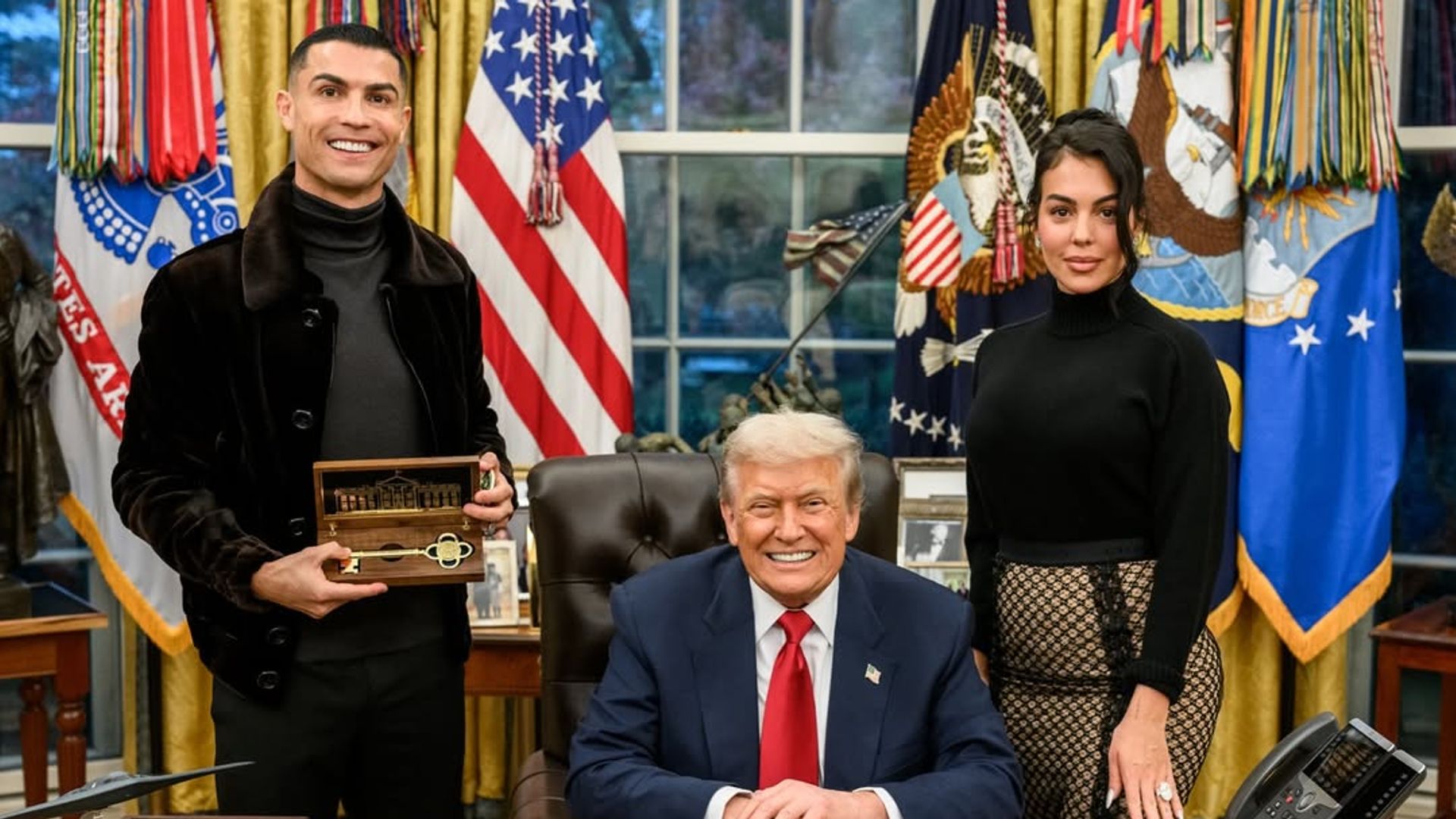 Un selfie, un fan y una sorpresa: la cena de gala de Cristiano Ronaldo y Georgina en la Casa Blanca con los Trump