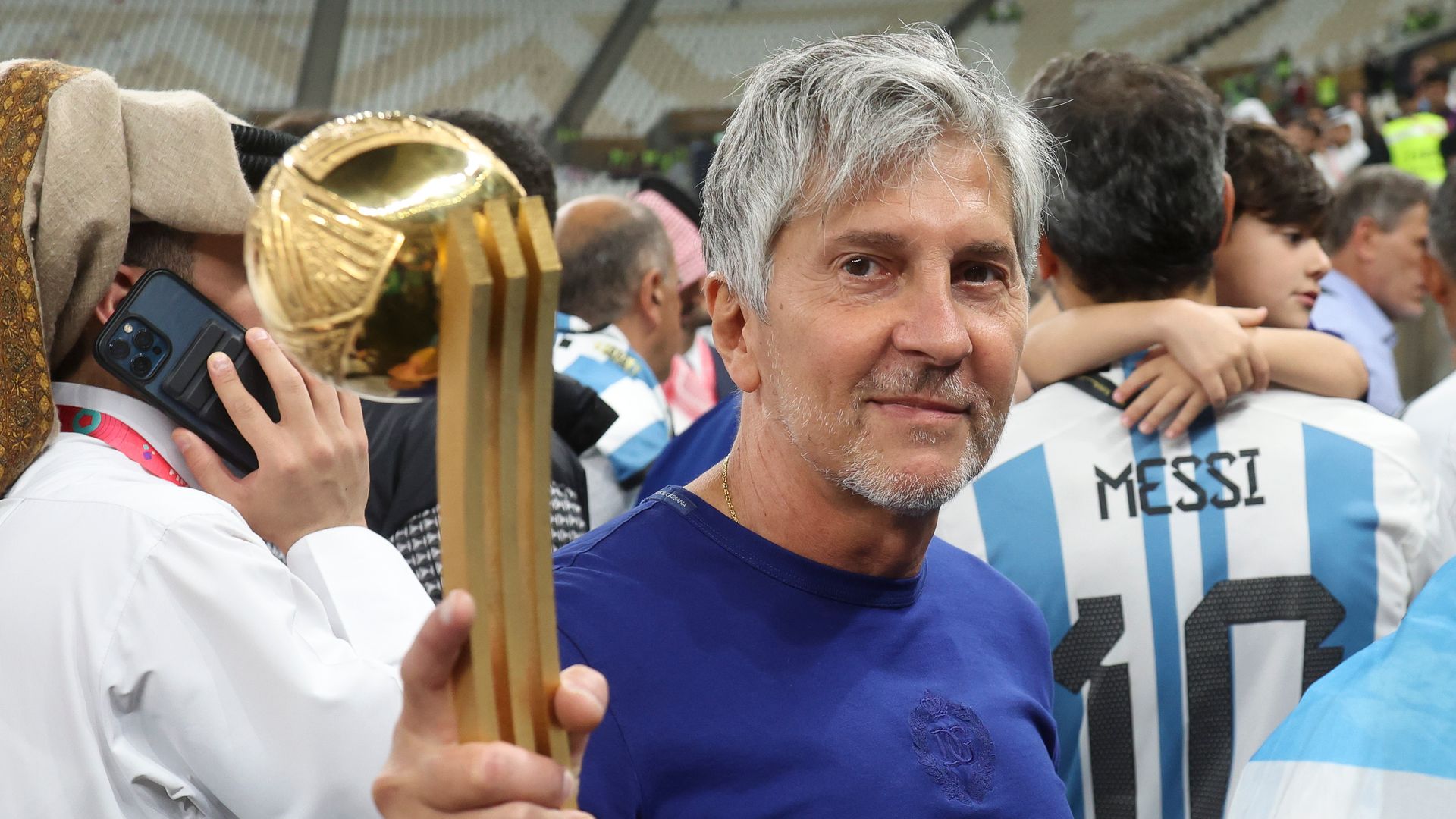 Jorge Messi, padre de Lionel Messi, está bajo cuidados médicos