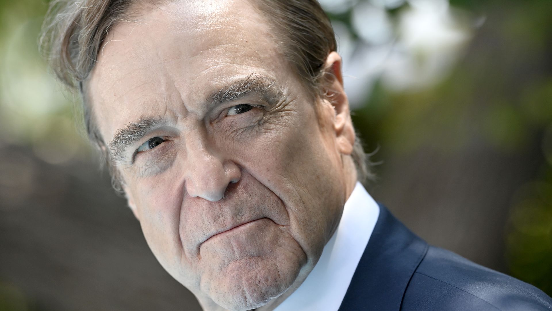 La increíble transformación de John Goodman después de perder 90 kilos