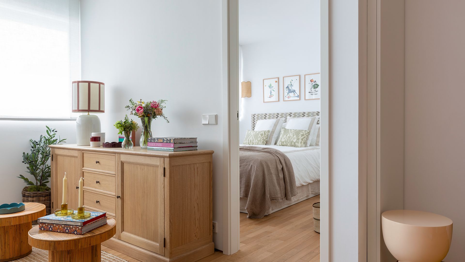 Paso del salón al dormitorio