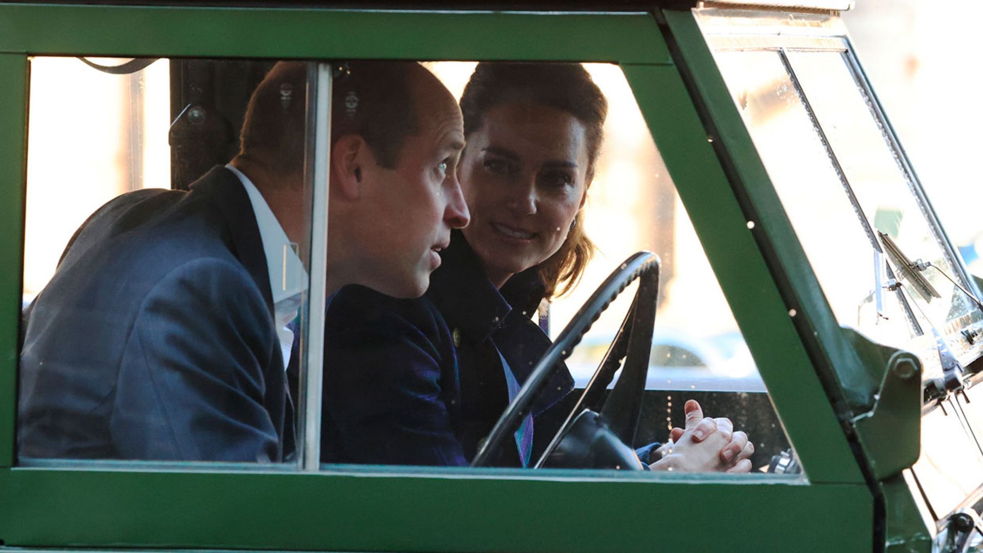 El coche que enamoró al Duque de Edimburgo, elegido por Guillermo y Kate para su último plan