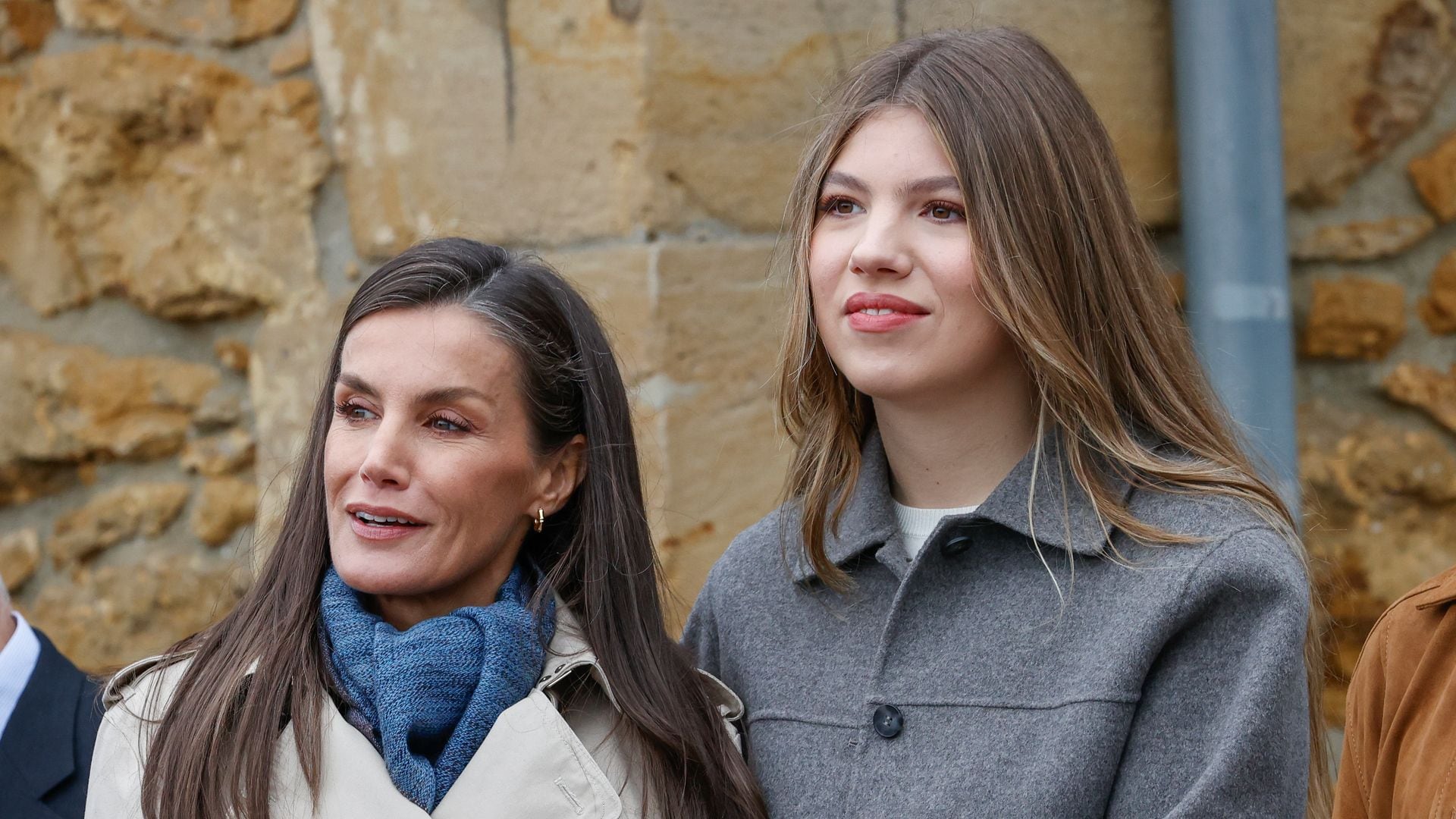 La infanta Sofía en la visita al Pueblo Ejemplar 2025, Valdesoto.