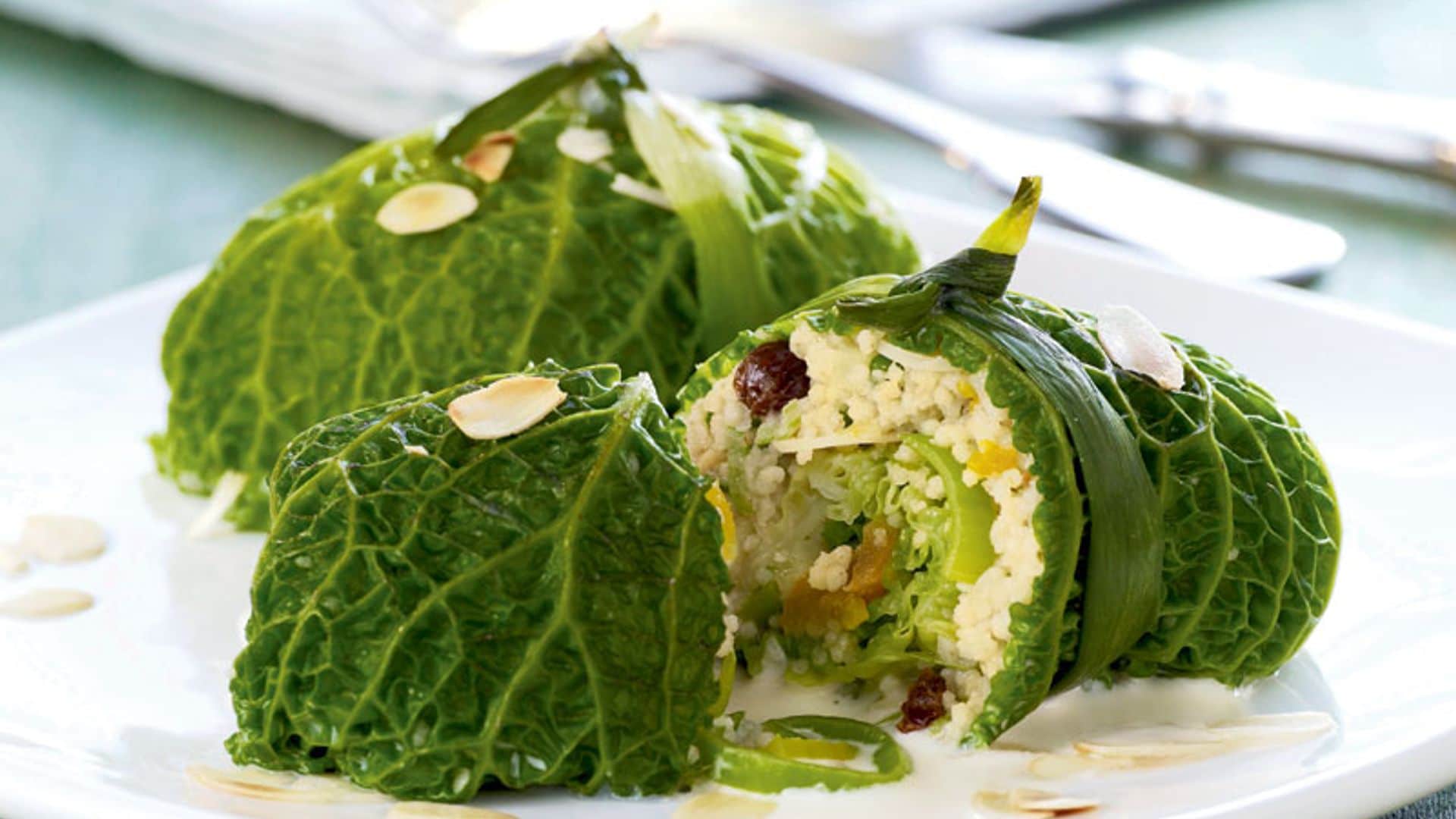 Repollo relleno de orejones y puerros