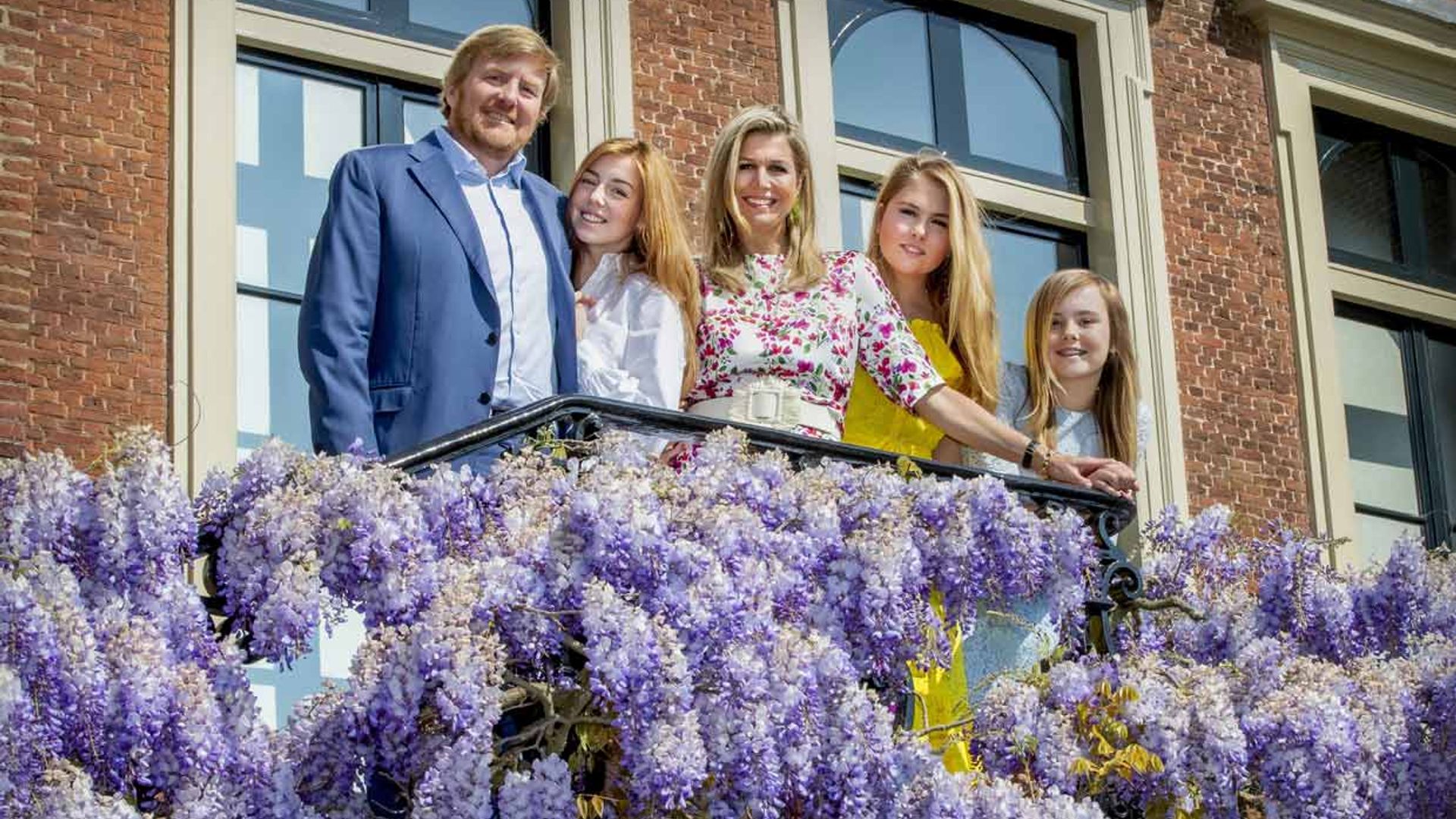 Guillermo y Máxima de Holanda felicitan la Navidad ¡en español!