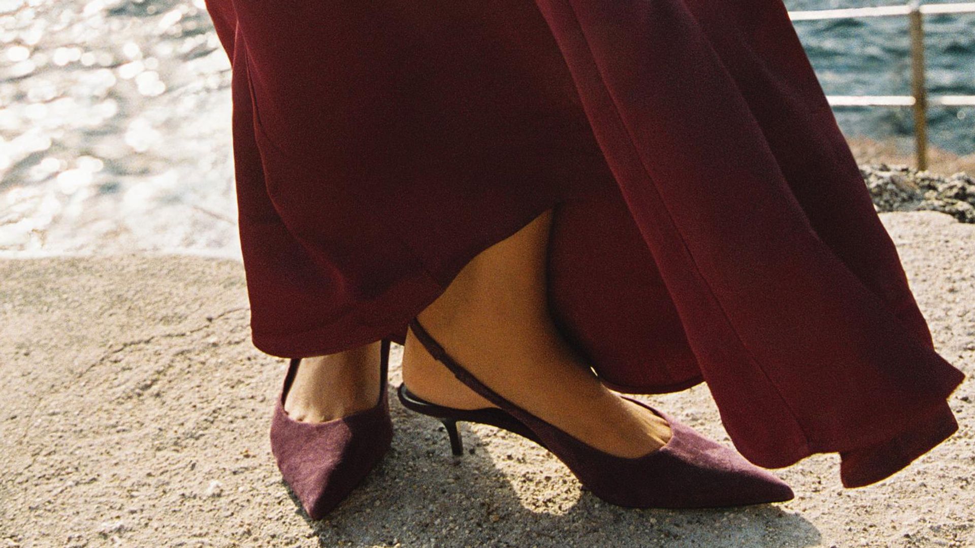 6 zapatos destalonados comodísimos, con tacón sensato y perfectos para bodas de octubre