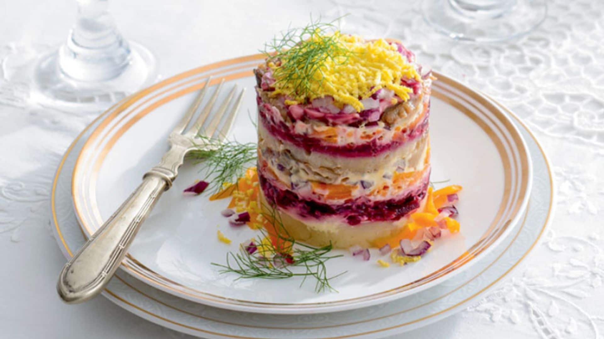 Pastel de ensaladilla rusa