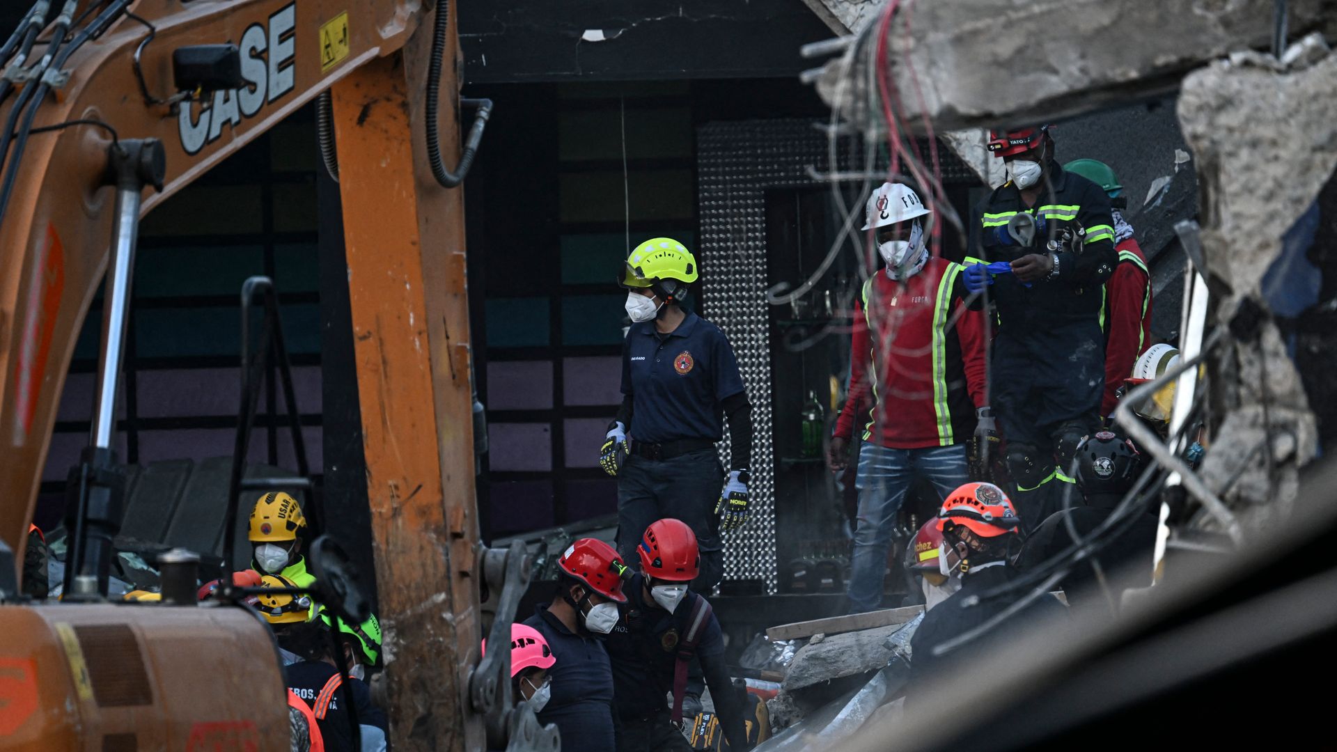 Dueño de la discoteca Jet Set rompe el silencio sobre la tragedia: 'Tengo un dolor muy grande'