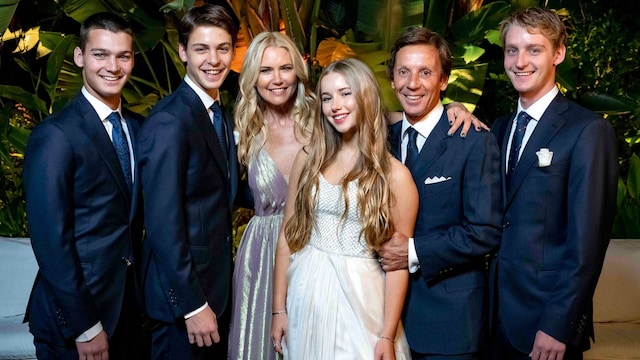 Taína Gravier con sus hermanos y sus padres