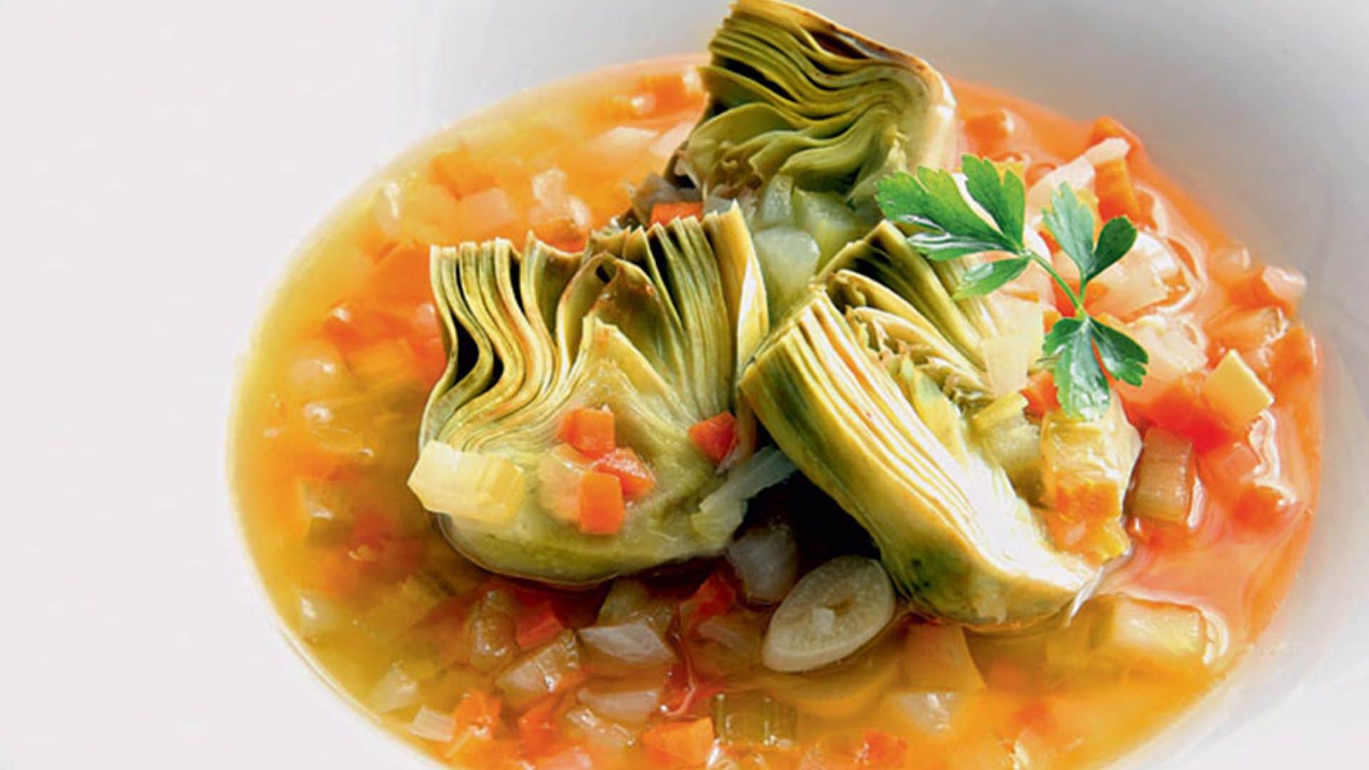 Alcachofas guisadas con verduras
