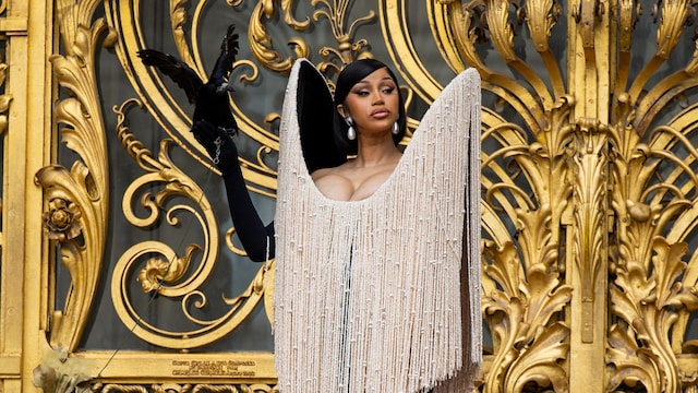 Cardi B en el desfile de Schiaparelli 