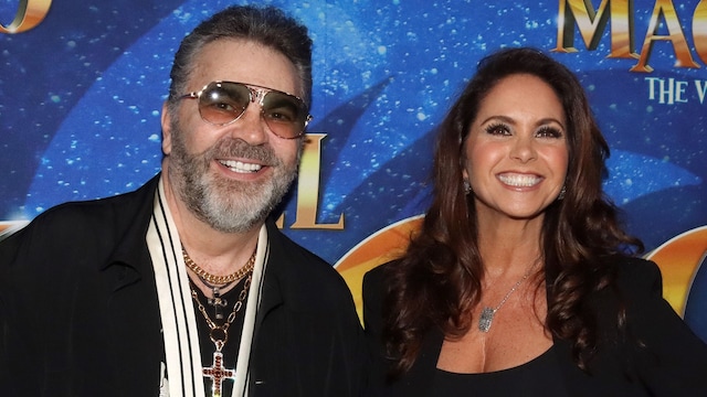 Manuel Mijares y Lucero en la premier de "El Mago The Wiz" en Teatro Hidalgo en la Ciudad de México.