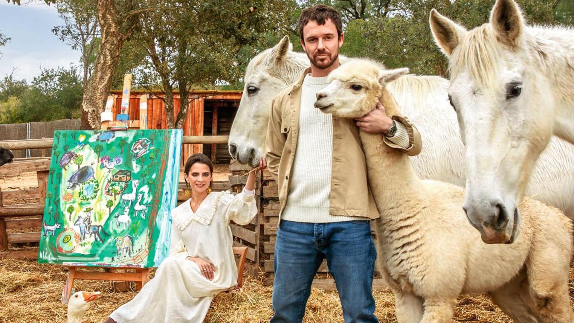 Macarena Gómez y Aldo Comas, una granja con mucho arte