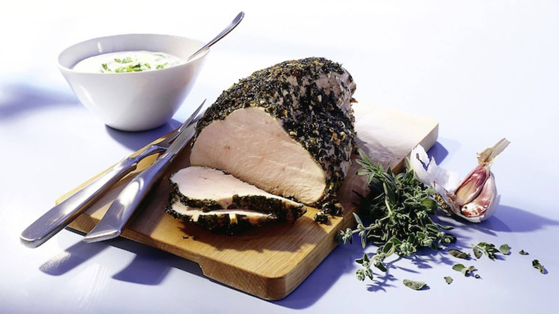 Pechuga de pavo con corteza de hierbas