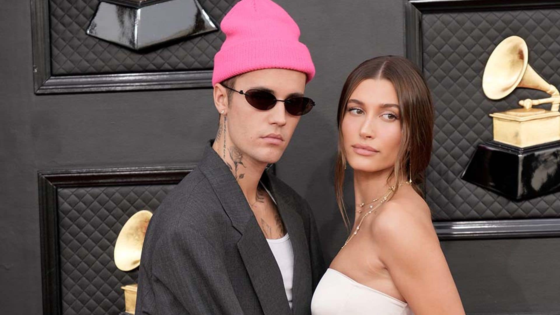 Hailey Baldwin revela qué canción de Justin Bieber le hace llorar