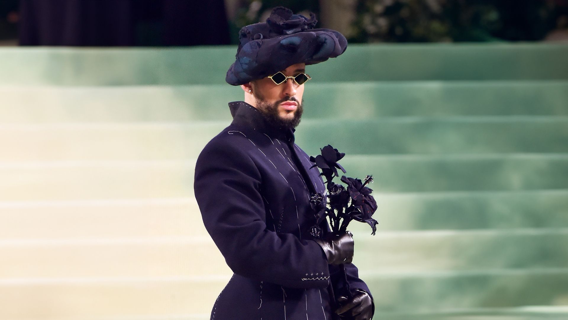 De Zara a Jacquemus: por qué a la moda le encanta Bad Bunny y el reggaetón
