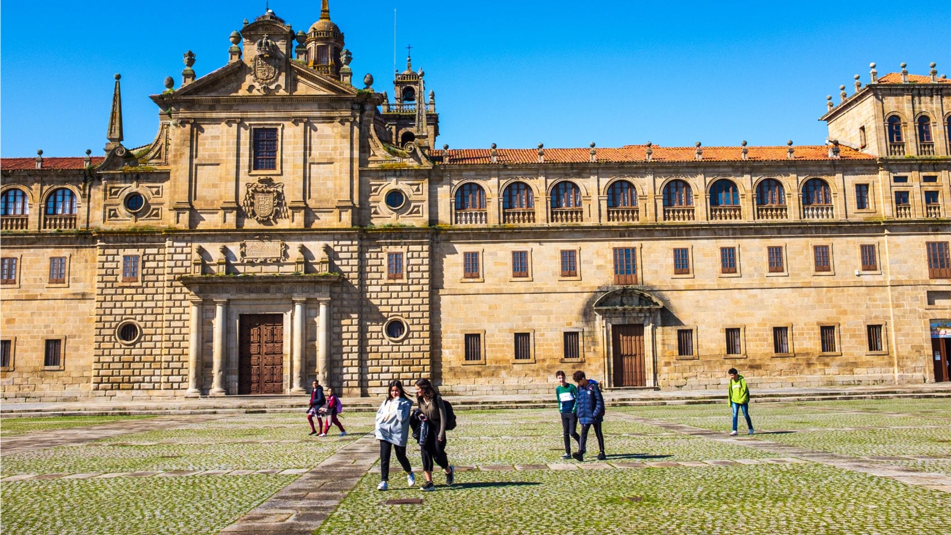 Monforte de Lemos: Colegio de Nuestra Señora de la Antigua, conocido como El Escorial Gallego