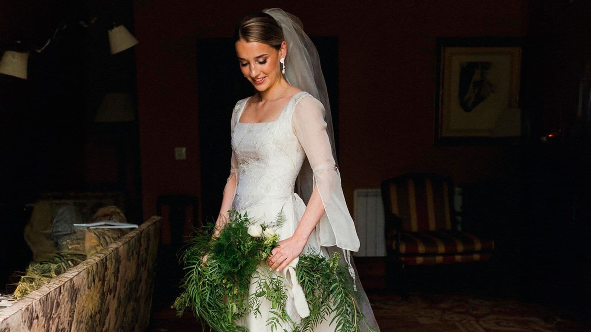 Ramos de novia verdes y de tallo largo, los favoritos de las prometidas madrileñas más románticas