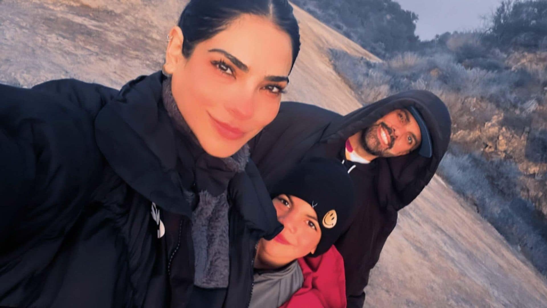 Alejandra Espinoza celebra su cumpleaños cobijada por el amor de su familia