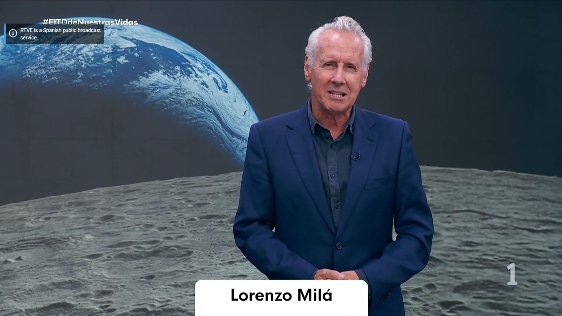 Lorenzo Milá, durante la emisión de 'El telediario de nuestras vidas'