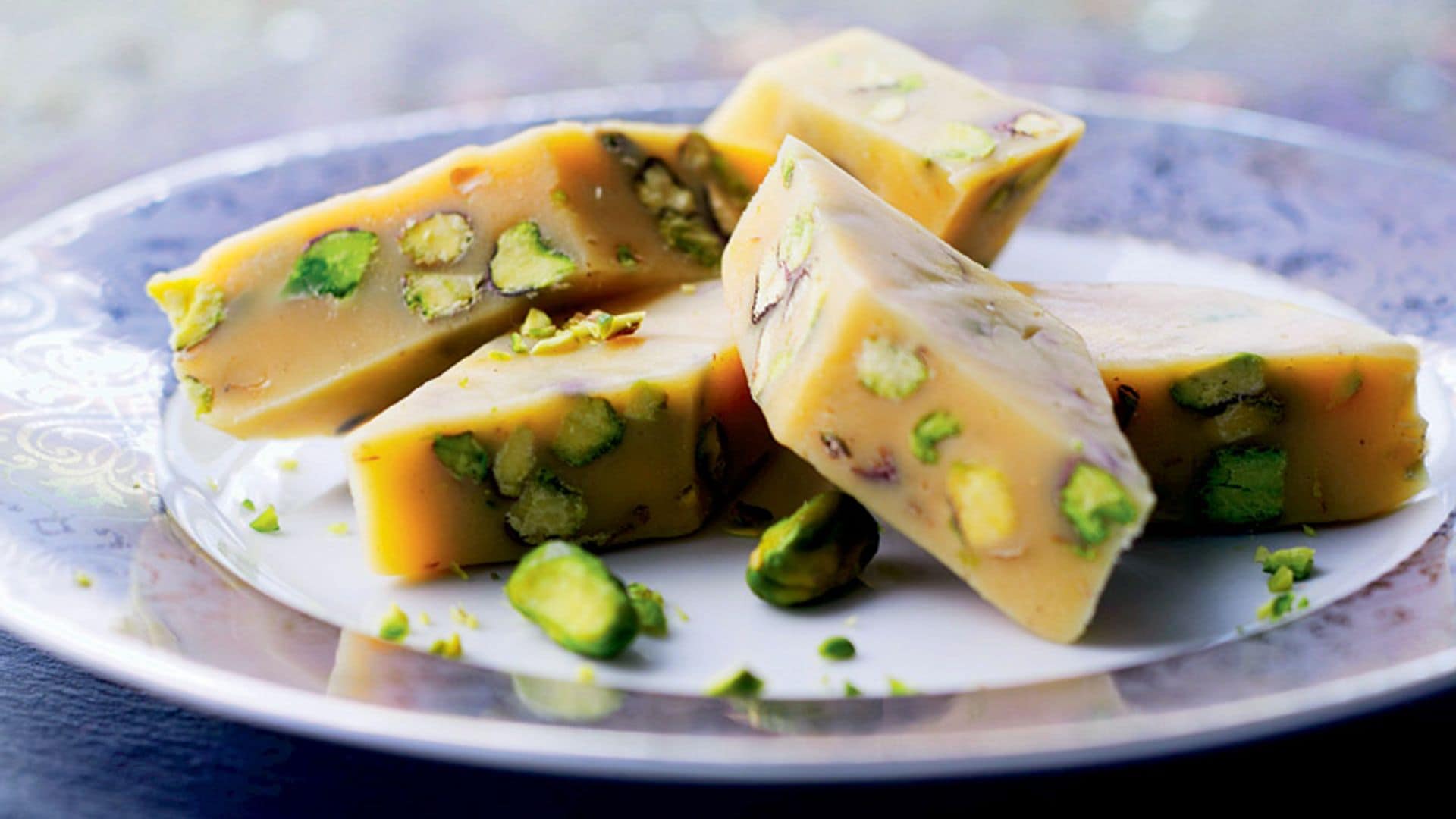 'Barfi' de pistachos y almendras