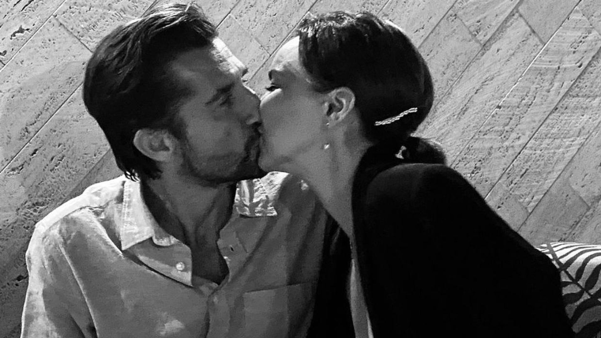 Chenoa y Miguel Sánchez Encinas: celebración de cumpleaños doble, 'llena de amor' y con un original detalle