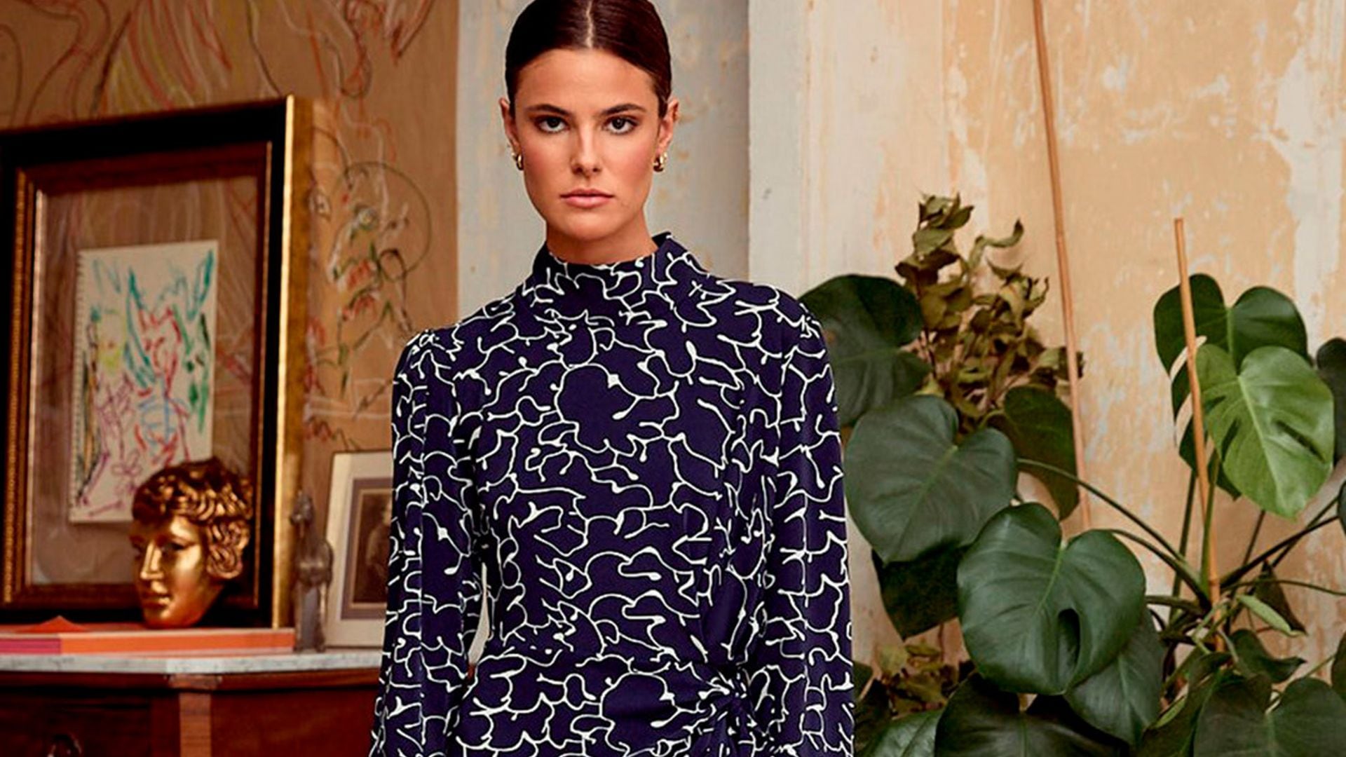 20 looks de invitada perfecta para fiestas de Navidad y bodas de 2022