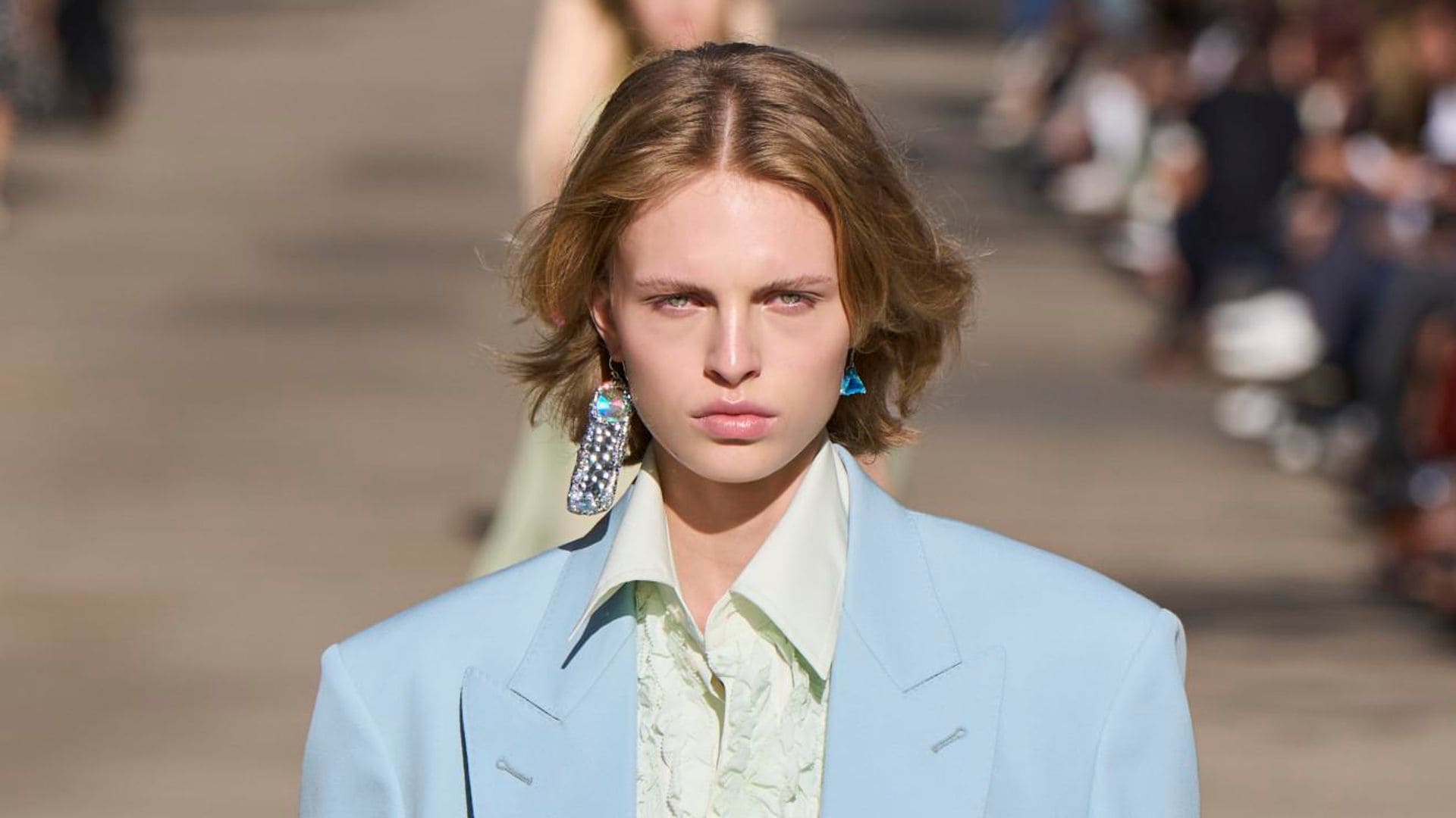 El ‘baby blue’ se suma a la paleta de colores de la temporada