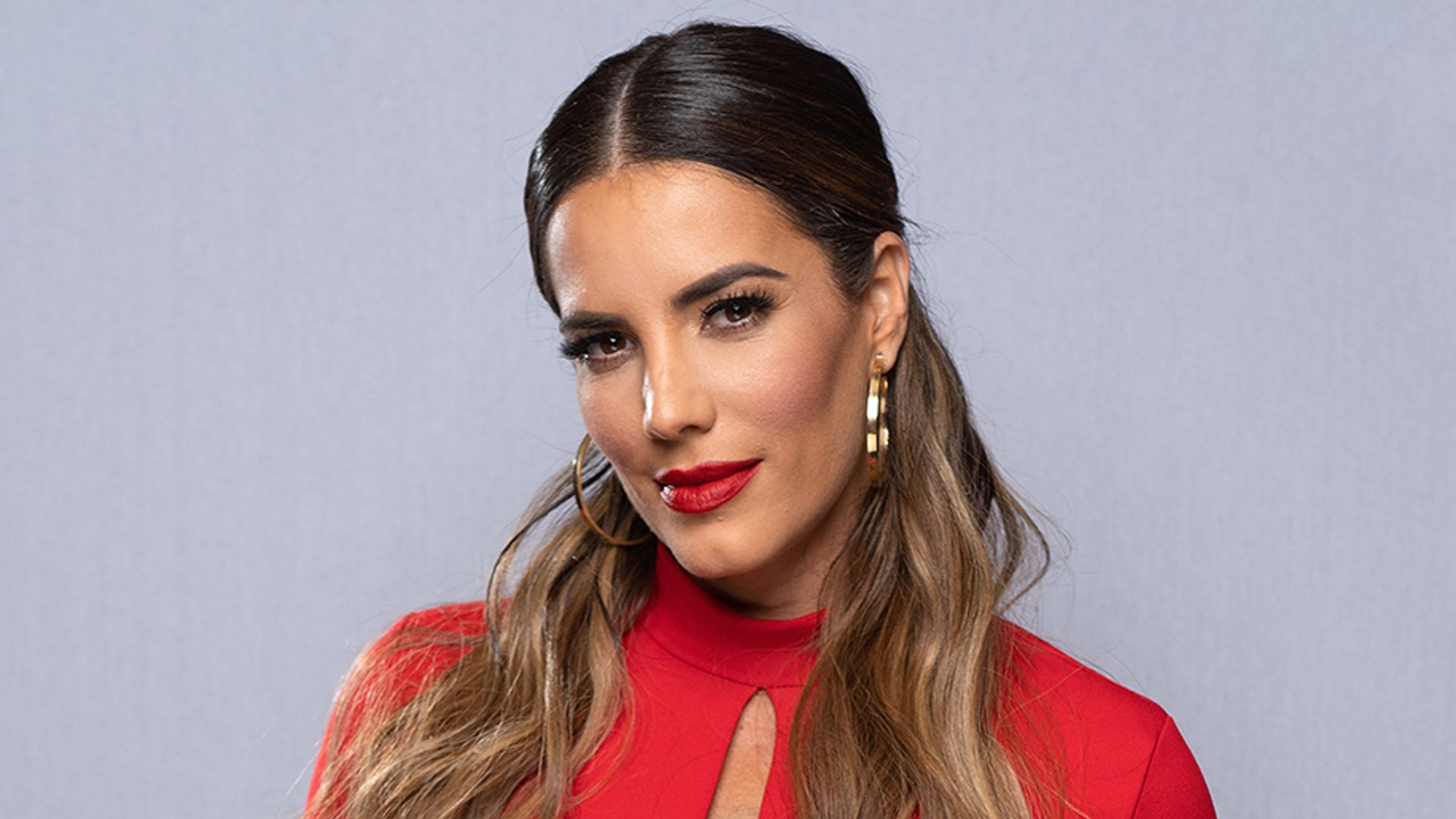 Gaby Espino, más sensual que nunca en 'Jugar con Fuego', revela a HOLA! USA los detalles de su vuelta a la televisión