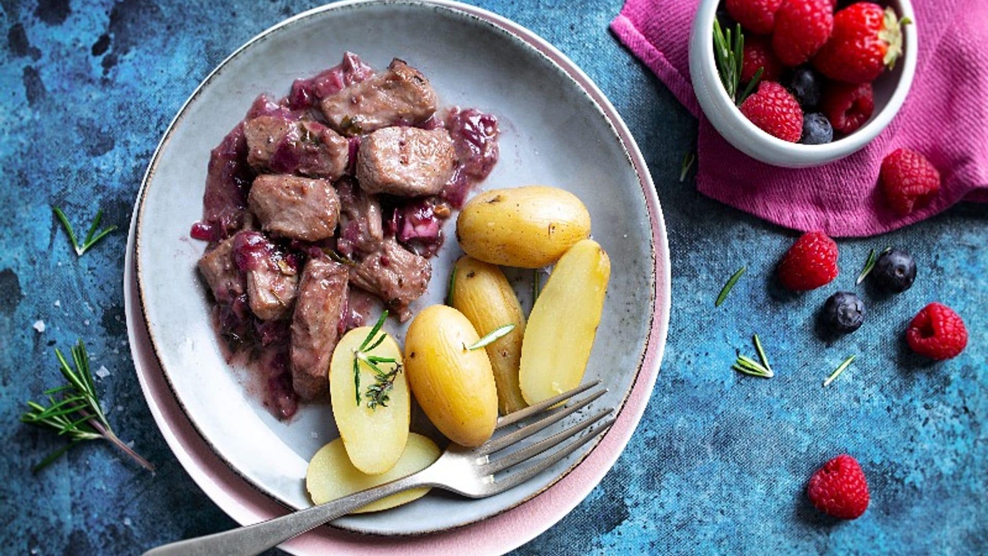 Secreto ibérico con salsa bigarrada