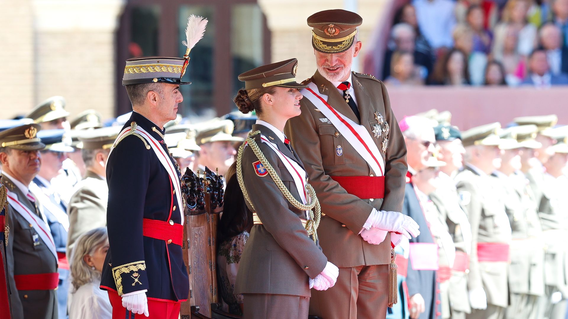 De Juan Carlos I a Felipe VI: dos formas distintas de mostrar el orgullo por sus herederos