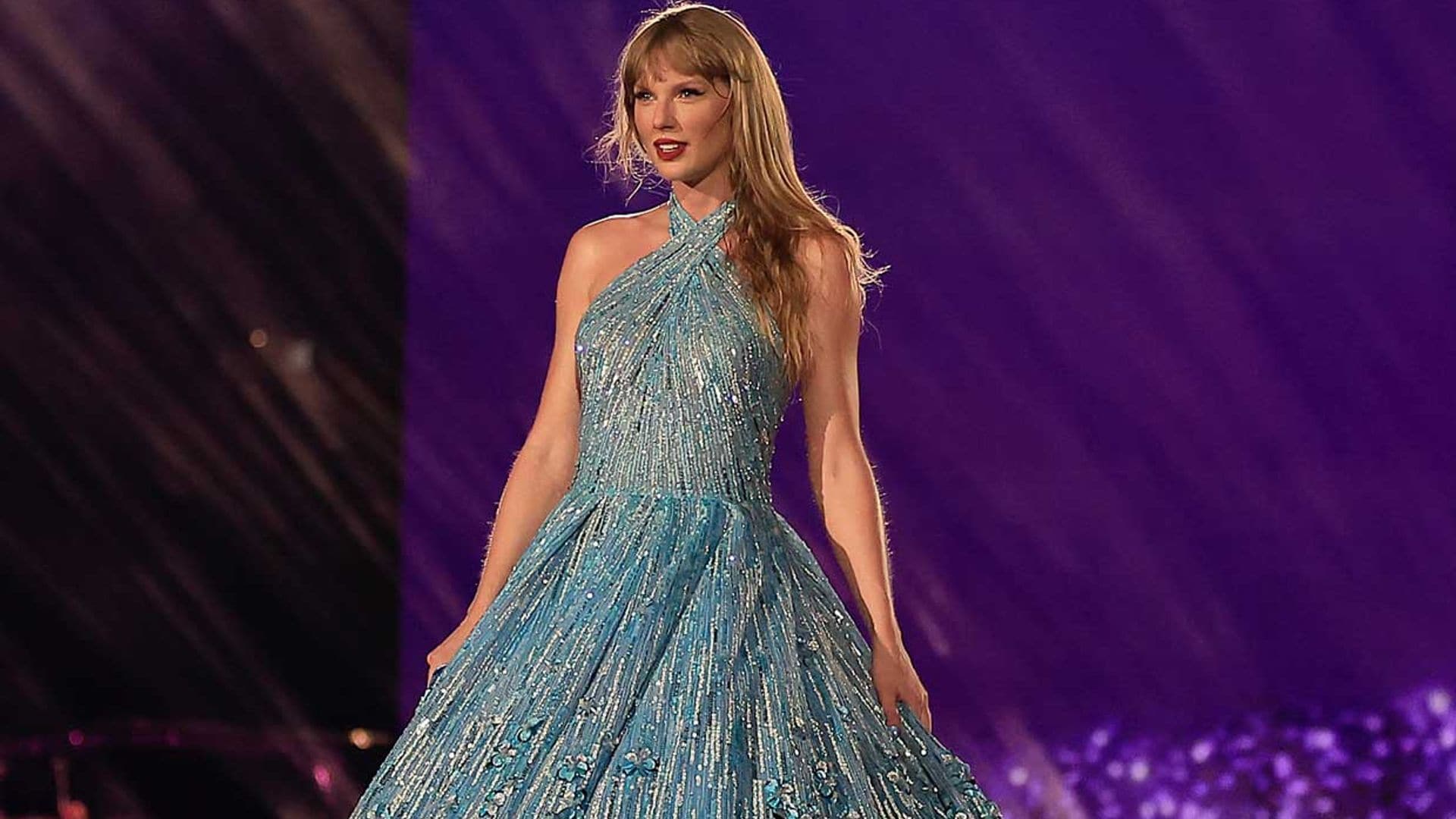 Taylor Swift llora la pérdida de una fan en pleno concierto en Brasil