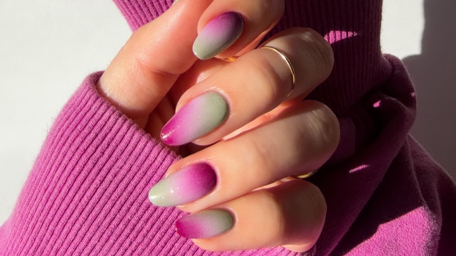 Manicura bicolor: diseños alegres y estilosos que son tendencia absoluta esta temporada