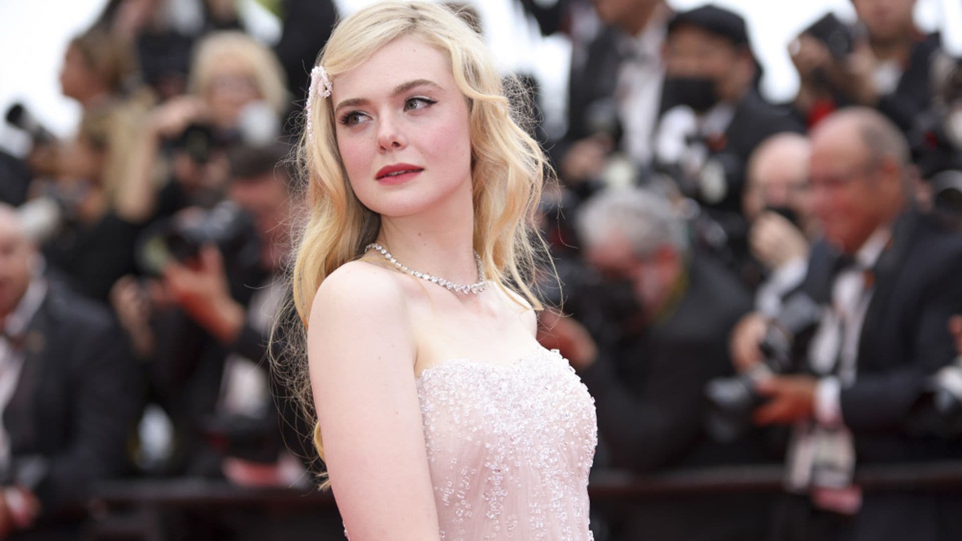 Elle Fanning y su disfraz de Halloween viral inspirado en un look inolvidable de Britney Spears